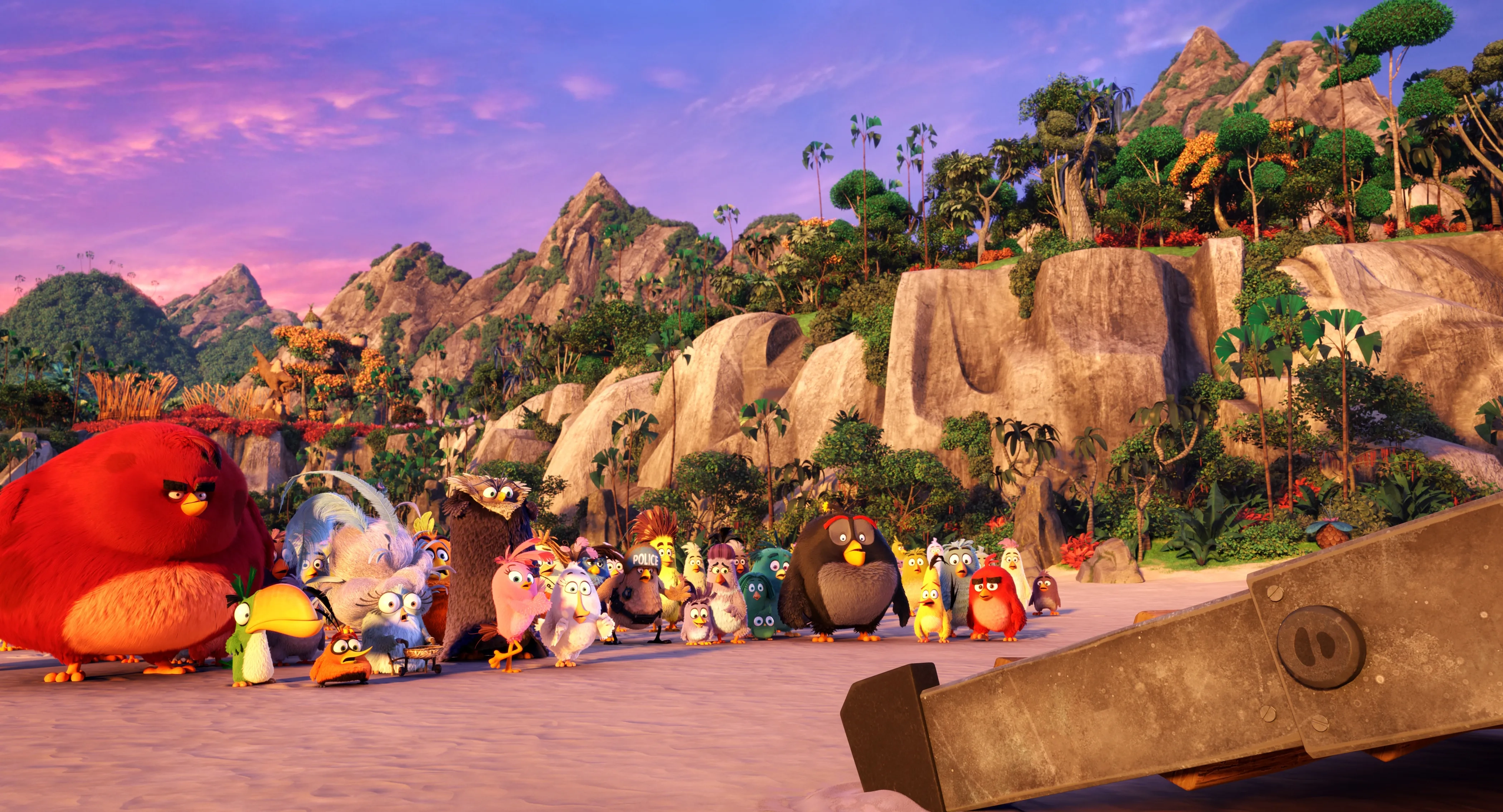 Sean Penn, Kate McKinnon, Anthony Padilla, Maya Rudolph, Jason Sudeikis, Danny McBride, Keegan-Michael Key, Josh Gad, Cristela Alonzo, and Ian Hecox in The Angry Birds Movie (2016)