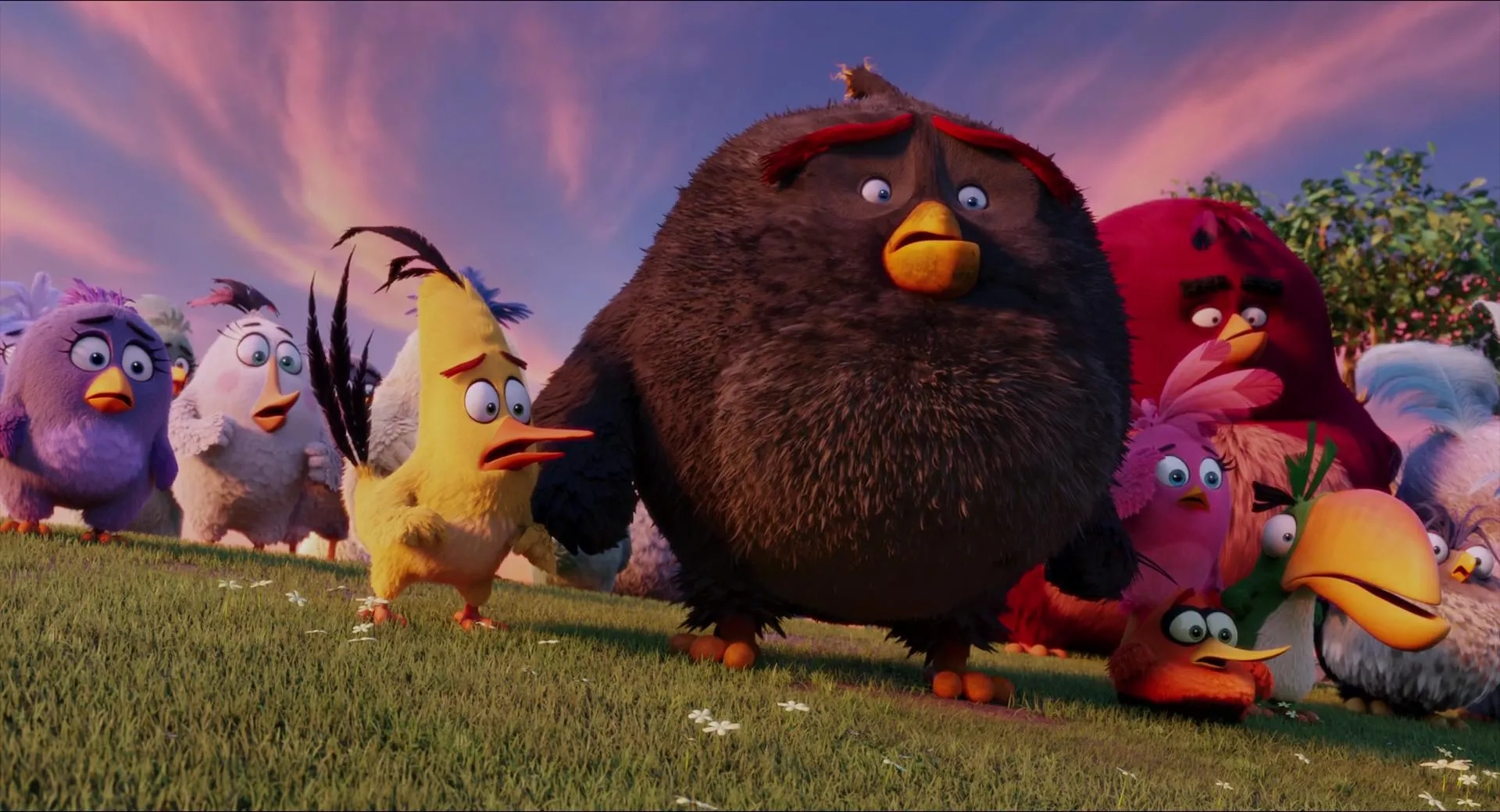 Sean Penn, Kate McKinnon, Anthony Padilla, Maya Rudolph, Danny McBride, Josh Gad, and Ian Hecox in The Angry Birds Movie (2016)