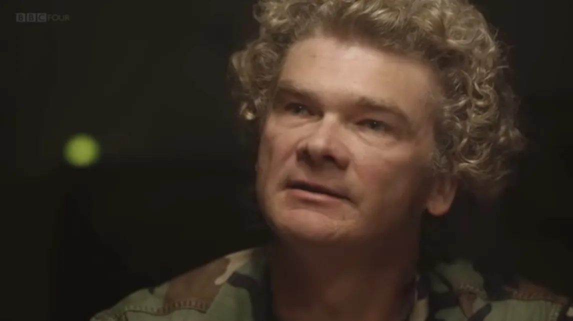 Simon Farnaby in Detectorists (2014)