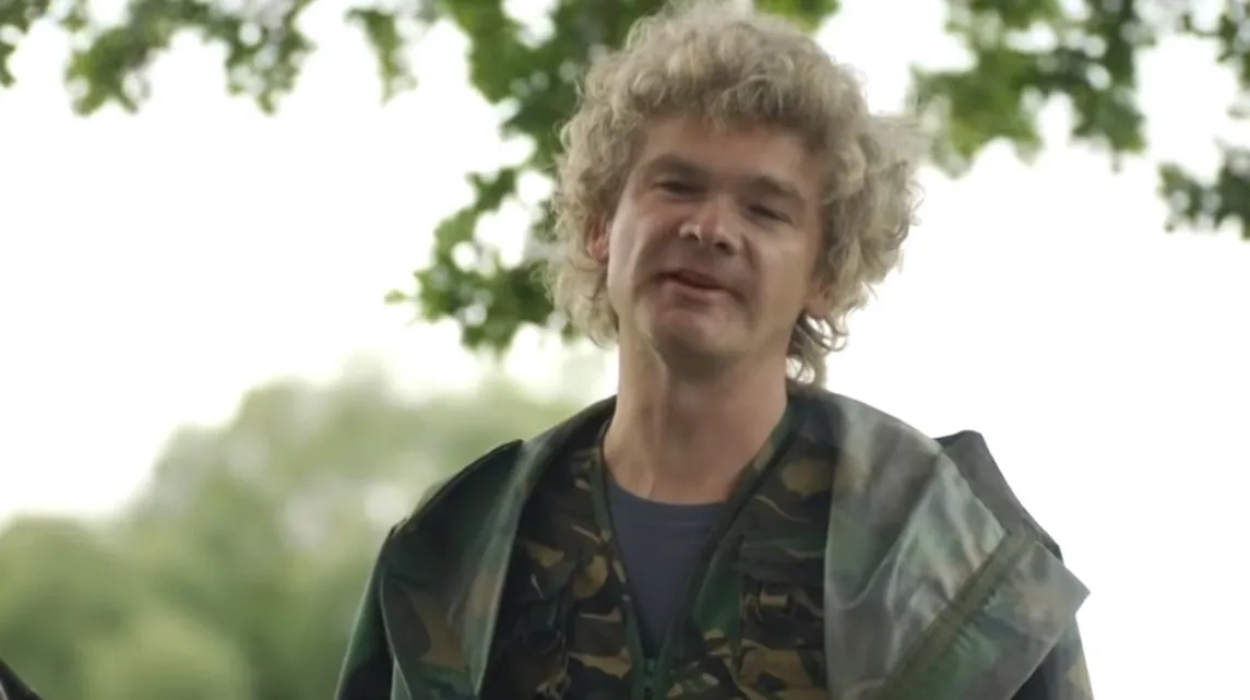 Simon Farnaby in Detectorists (2014)