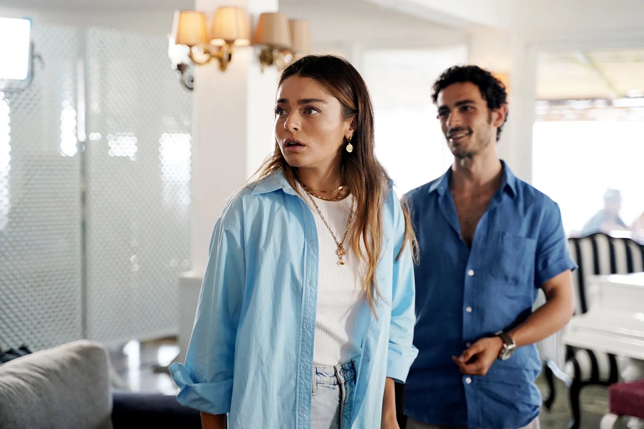 Ayça Aysin Turan and Erdem Kaynarca in Be My Sunshine (2021)