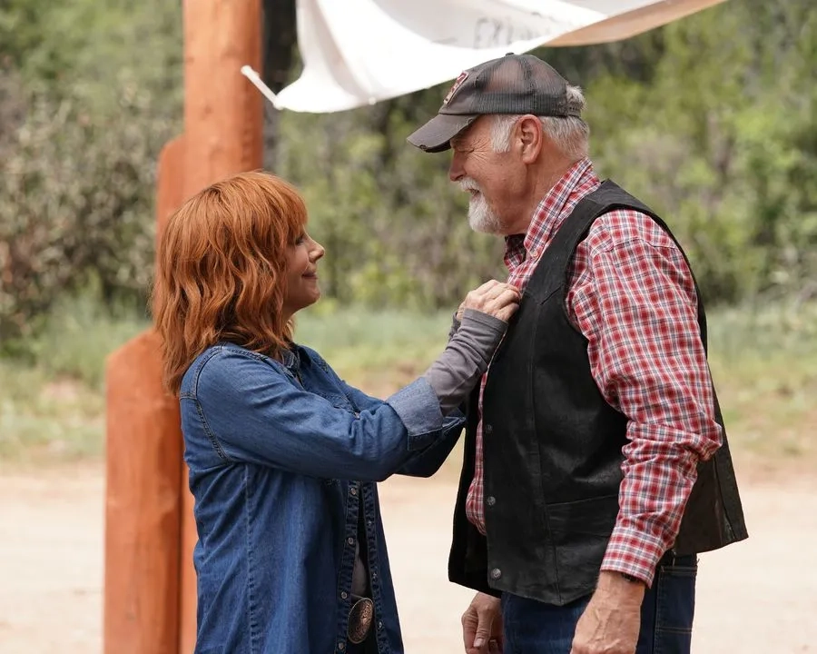 Reba McEntire and Rex Linn in Big Sky (2020)