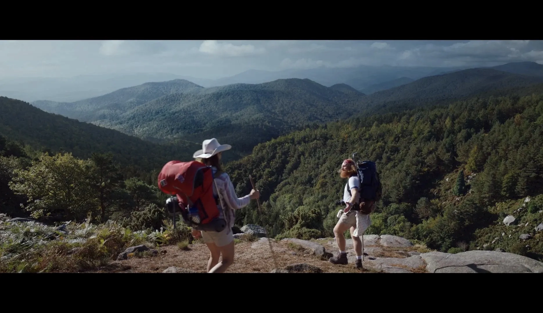 Kristofer Hivju and Hannah Hoekstra in Cocaine Bear (2023)