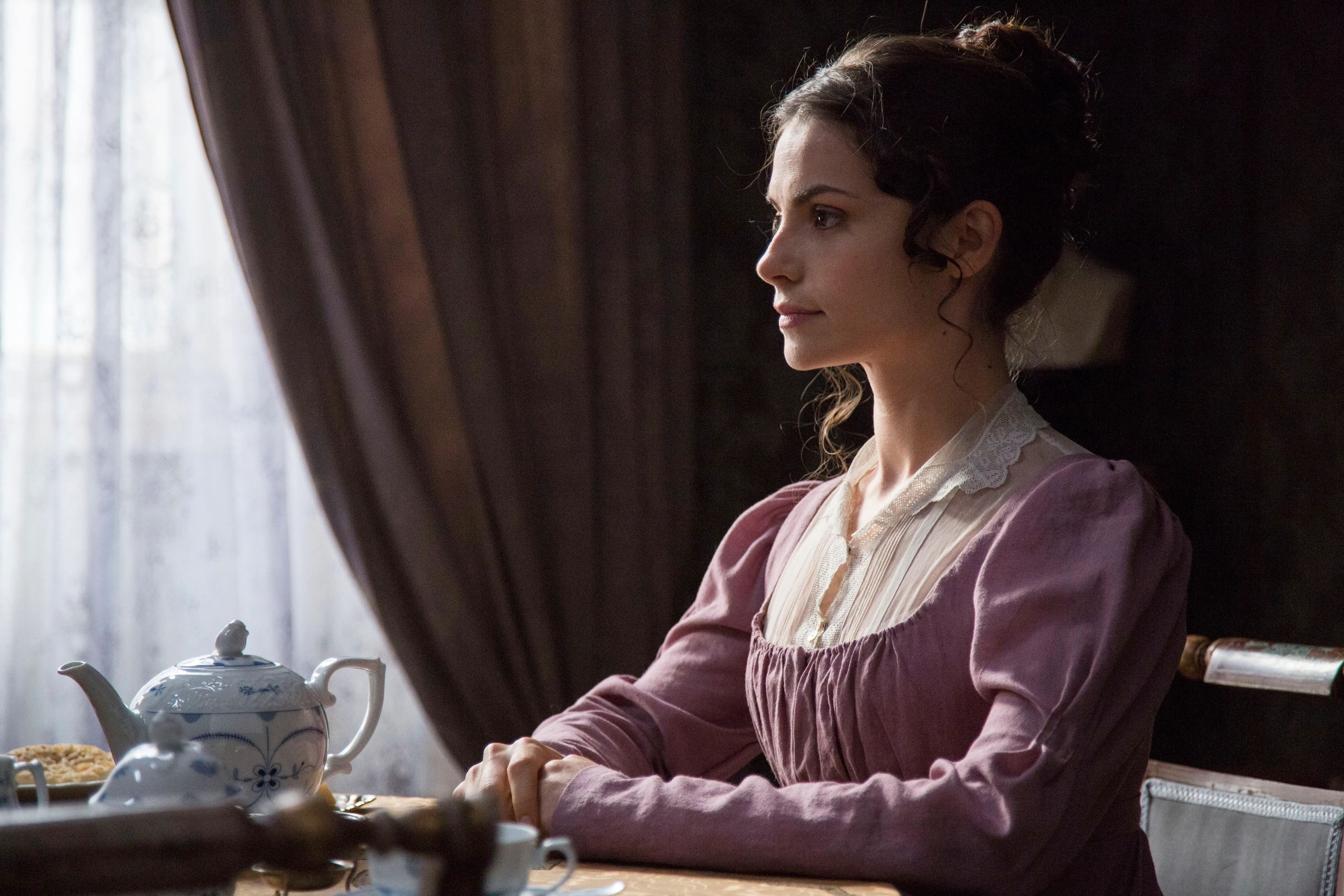 Charlotte Riley in Jonathan Strange & Mr Norrell (2015)