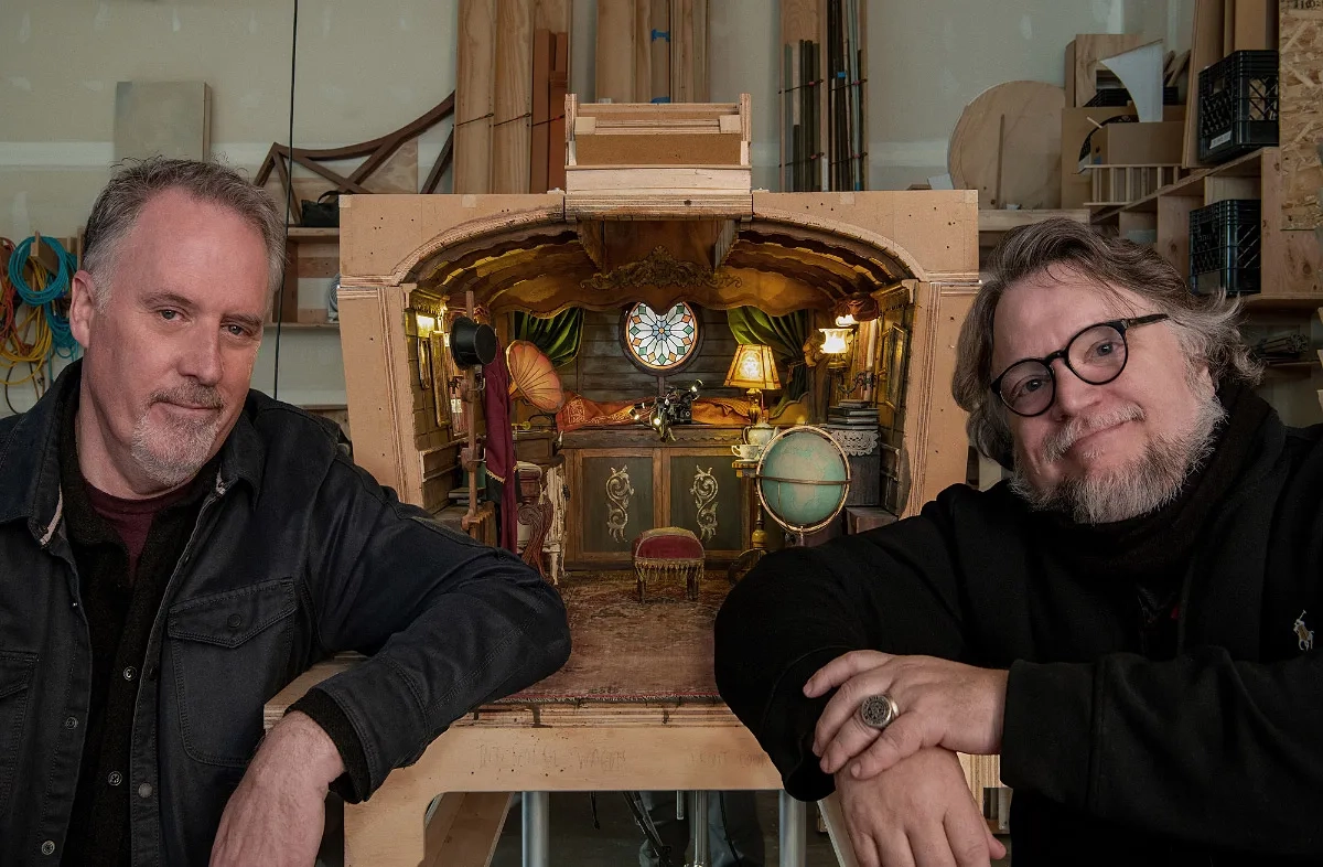 Mark Gustafson and Guillermo del Toro in Guillermo del Toro's Pinocchio (2022)