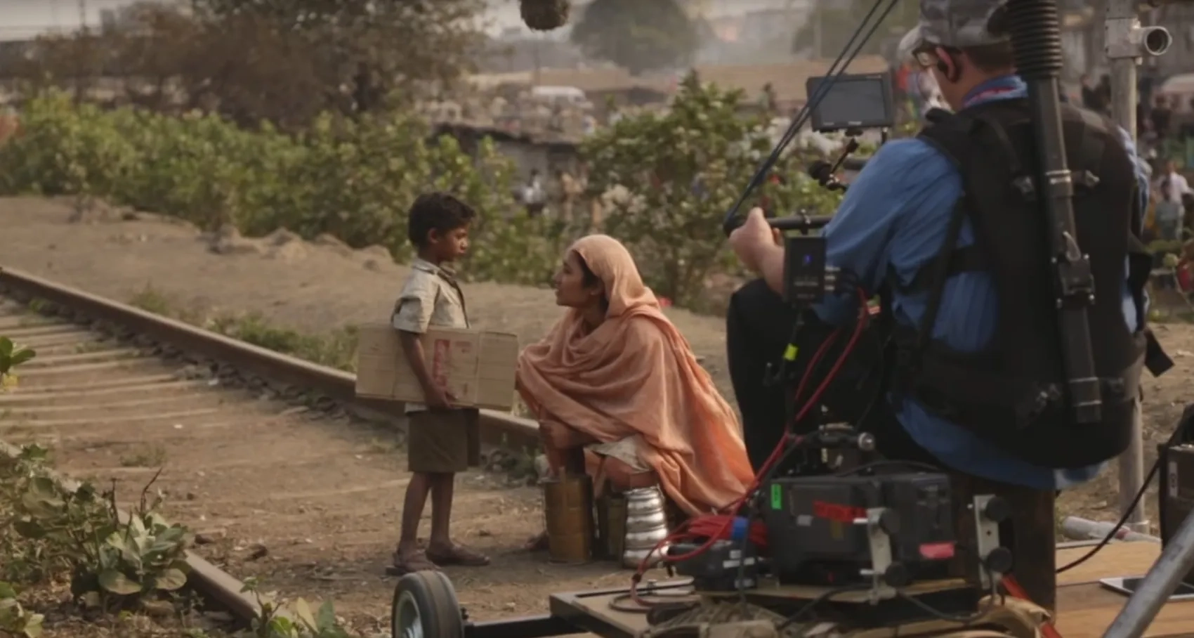 Tannishtha Chatterjee and Sunny Pawar in Lion (2016)