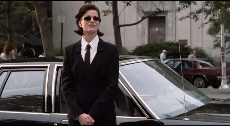 Linda Fiorentino in Men in Black (1997)