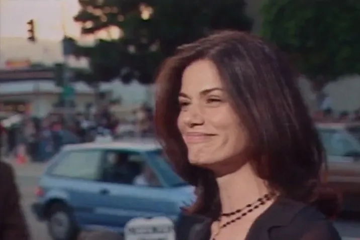 Linda Fiorentino at an event for Men in Black (1997)