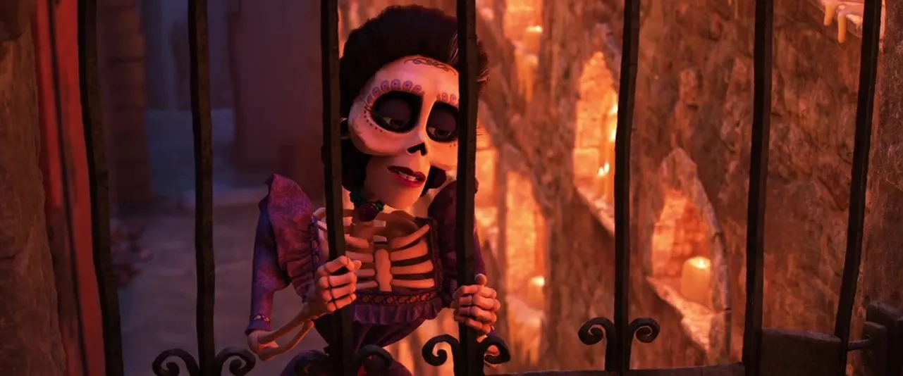 Alanna Ubach in Coco (2017)