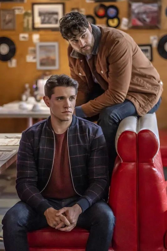 Cody Kearsley and Casey Cott in Riverdale: Chapter One Hundred and Sixteen: The Stand (2022)