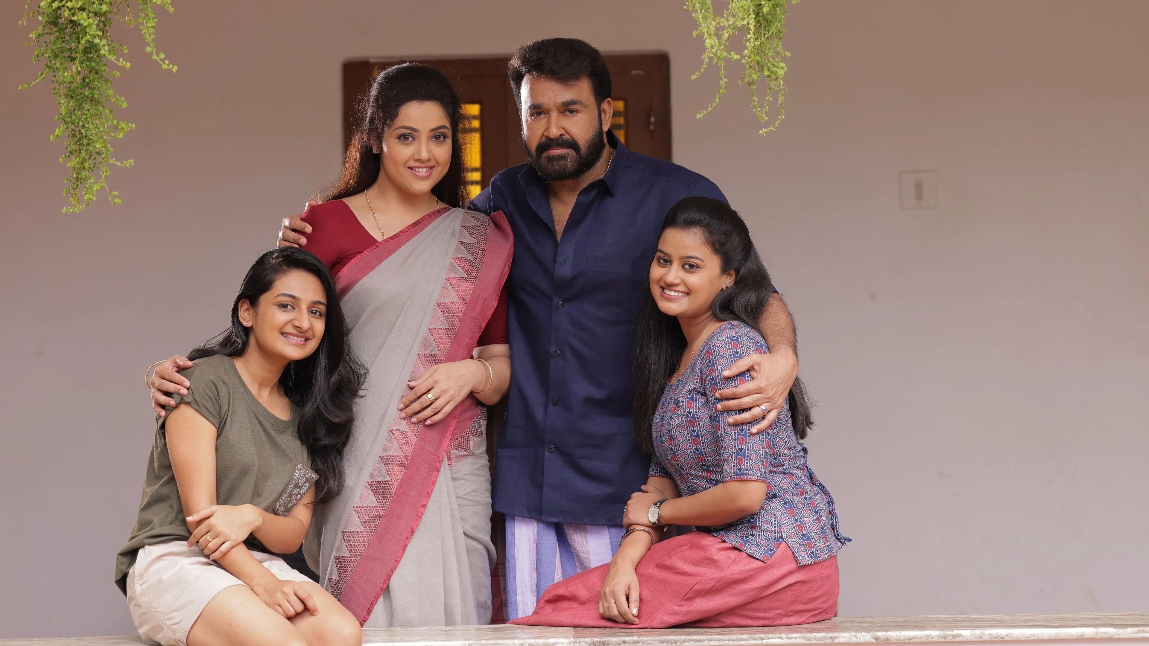 Mohanlal، Meena و Ansiba در گول ظاهر را نخور 2