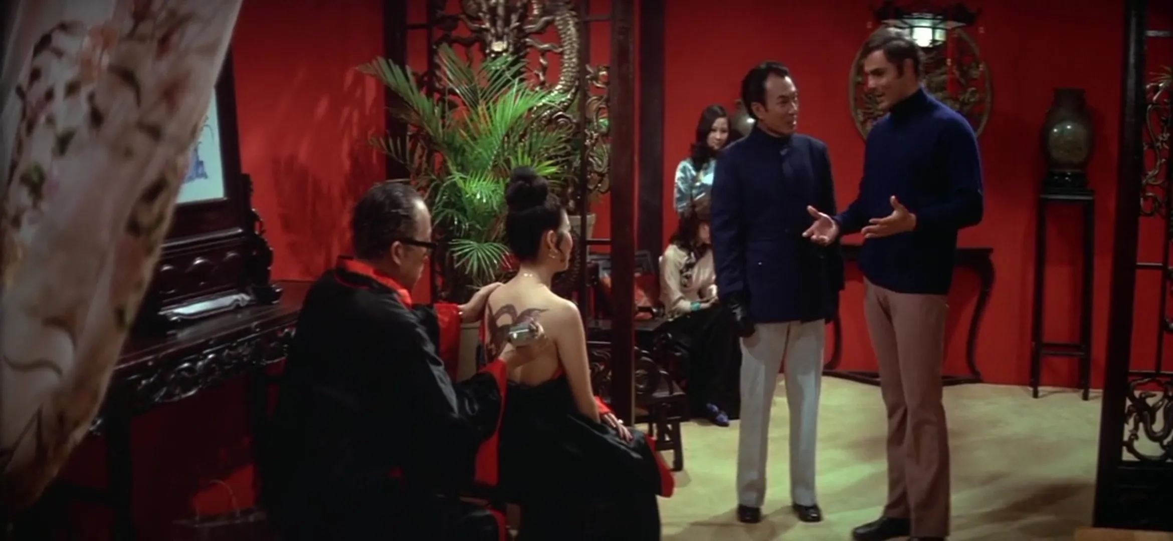 John Saxon and Kien Shih in Enter the Dragon (1973)