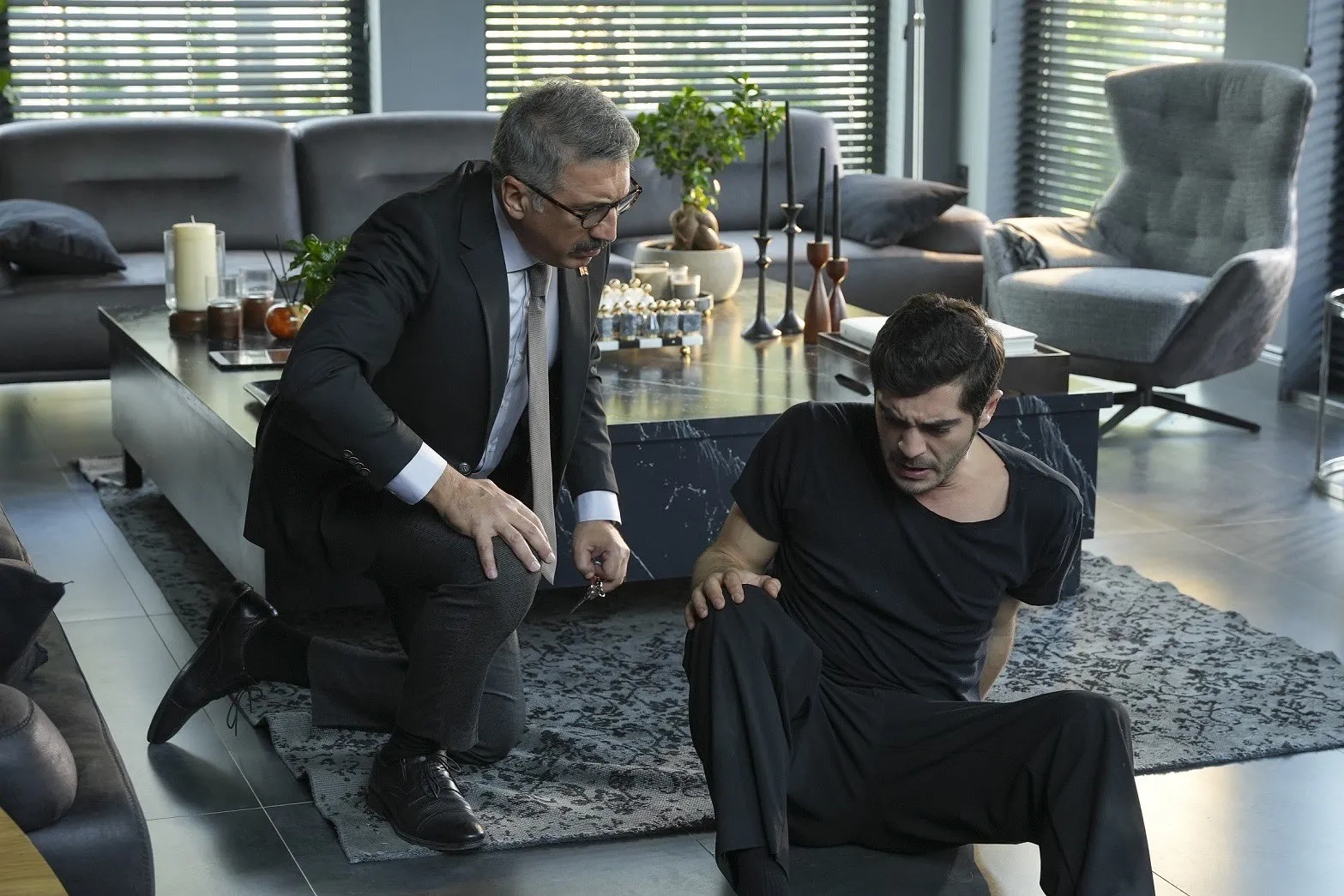 Cem Davran and Burak Deniz in Another Love (2023)