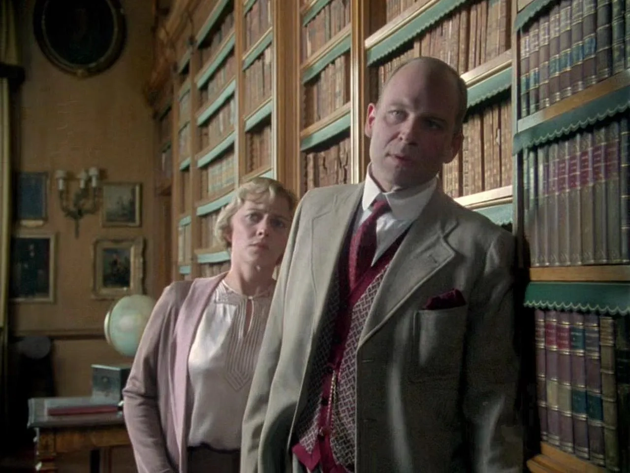 Geoffrey Bateman and Julia Chambers in Poirot (1989)