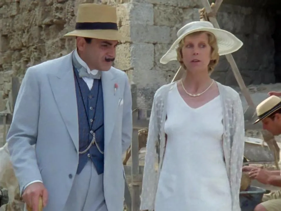 Angela Down and David Suchet in Poirot (1989)