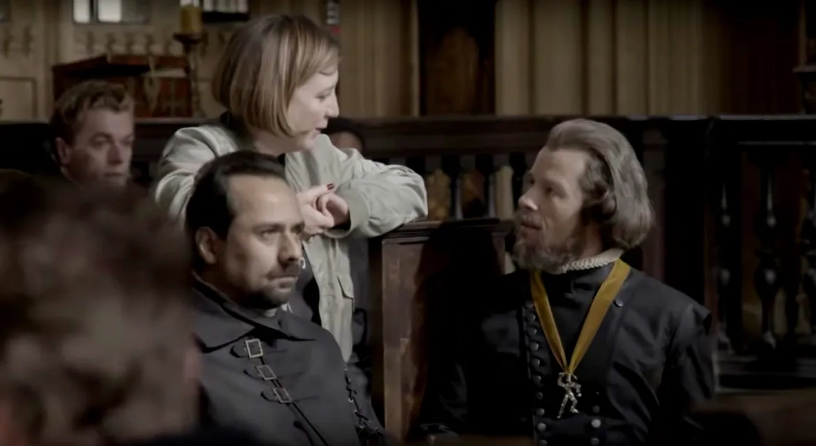 Guy Pearce, Alex Klaus, and Josie Rourke in Mary Queen of Scots (2018)