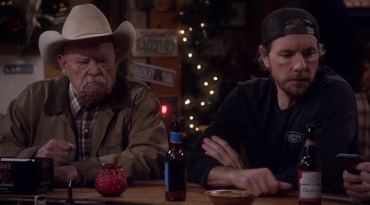 Barry Corbin and Dax Shepard in The Ranch (2016)