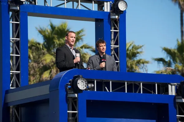 Jonny Moseley and Matt Iseman in American Ninja Warrior (2009)