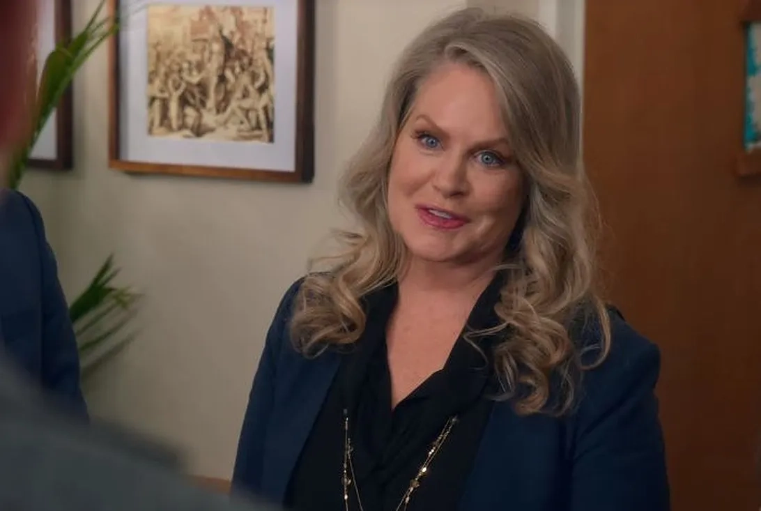 Beverly D'Angelo in Insatiable (2018)