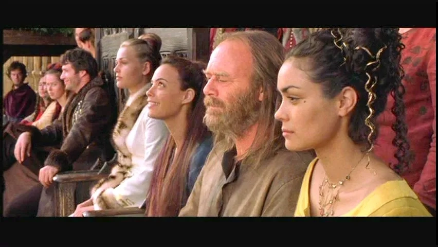 Bérénice Bejo, Christopher Cazenove, James Purefoy, and Shannyn Sossamon in A Knight's Tale (2001)