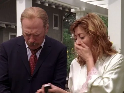 Sharon Lawrence and Ted Levine in Monk (2002)